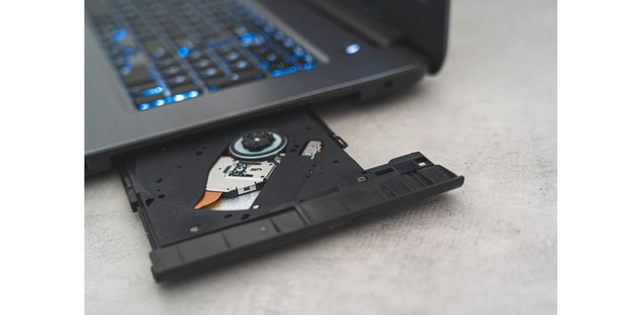 Put Blu-ray Disc into Optical Drive