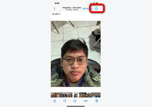 XNUMX つの点を押してください
