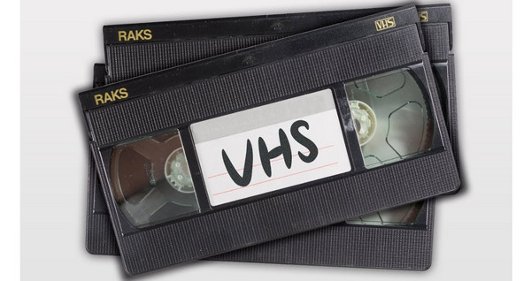 VHSを準備する
